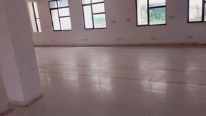 Team Area in  Showroom at Jangpura – for Rent