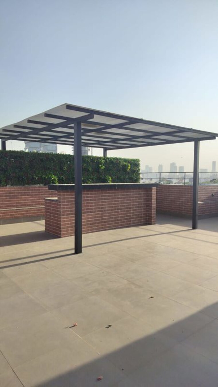  Parking, dlf-atria 4 Bedroom 2430 Sq.Ft. Builder Floor In Dlf Phase ii Gurgaon 9867328