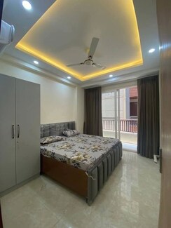 2 BHK Apartment For Rent in Saket