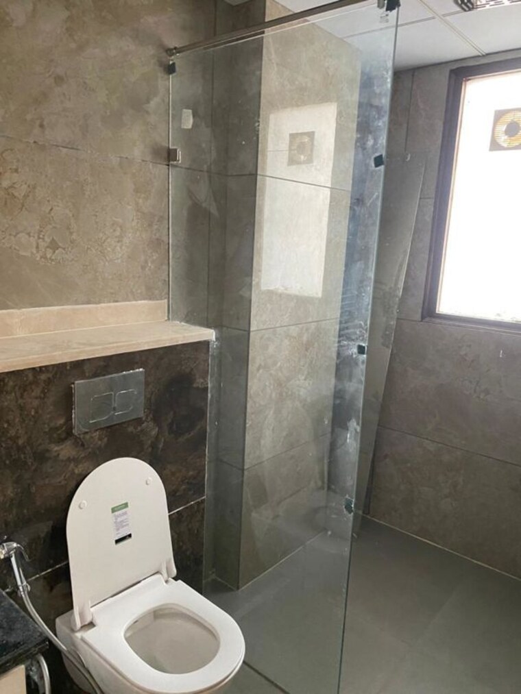Bathroom, ansal-sushant-lok-i 3.5 Bedroom 1700 Sq.Ft. Builder Floor In Sector 43 Gurgaon 9867624