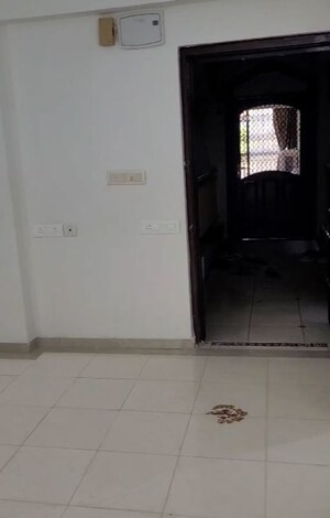 Room in 2 BHK Apartment at Jodhpur – for Rent