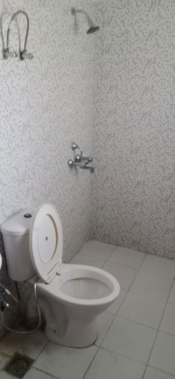 Bathroom in 2 BHK Apartment at OP Floridaa, Sector 82 – for Rent