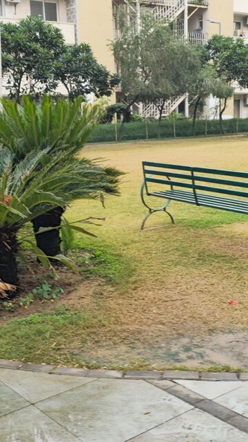 3 BHK Apartment – Garden View at Smart World Orchard, Sector 61 - for Rent