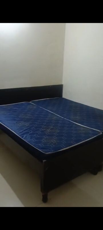 Bedroom in 1 BHK Builder Floor at Sector 68 – for Rent