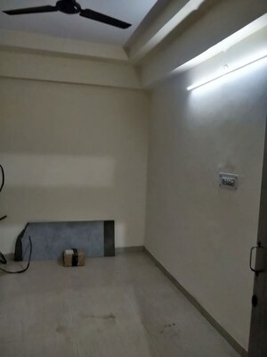 Room in 3.5 BHK Apartment at Sector 19 Dwarka – for Sale