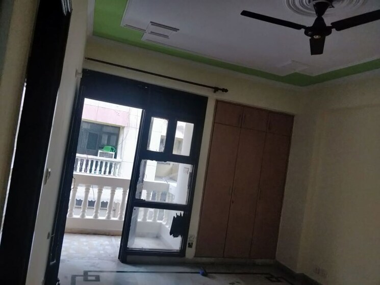 undefined, sector 19 dwarka 3.5 Bedroom 1860 Sq.Ft. Apartment In Sector 19 Dwarka Delhi 9867859