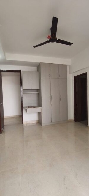 Room in 3.5 BHK Apartment at ATS Triumph, Dhanwapur – for Rent