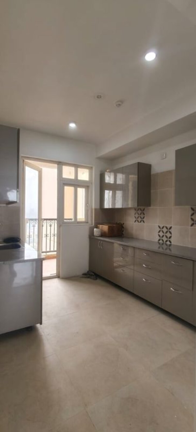 Kitchen, ats-triumph 3.5 Bedroom 2290 Sq.Ft. Apartment In Dhanwapur Gurgaon 9868036