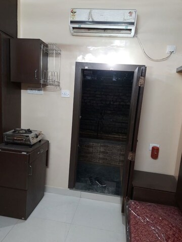 Furnished Amenities in 1 RK Apartment at Lulla Nagar – for Rent