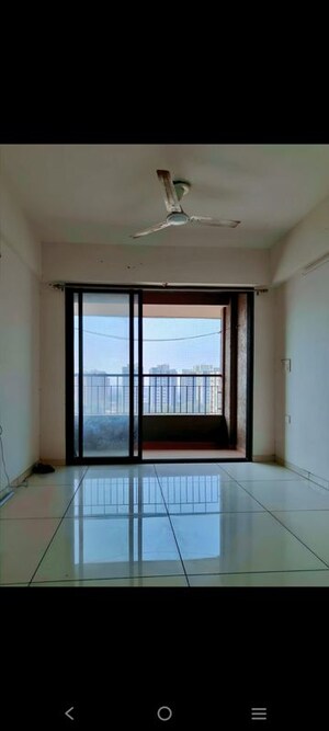 Room in 3 BHK Apartment at Saanvi Stella, South Bopal – for Rent