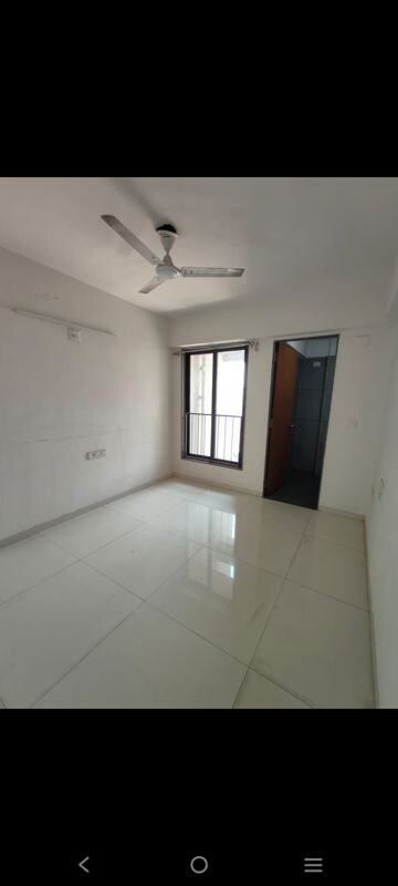 Room in 3 BHK Apartment at Saanvi Stella, South Bopal – for Rent