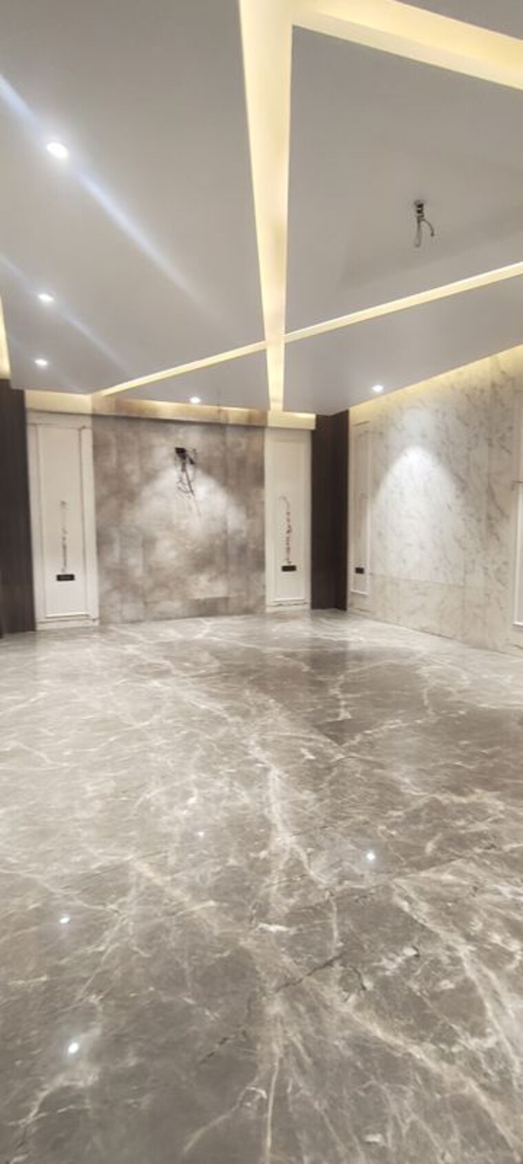 Room, emaar-mgf-emerald-hills 4 Bedroom 500 Sq.Yd. Builder Floor In Sector 65 Gurgaon 9868122