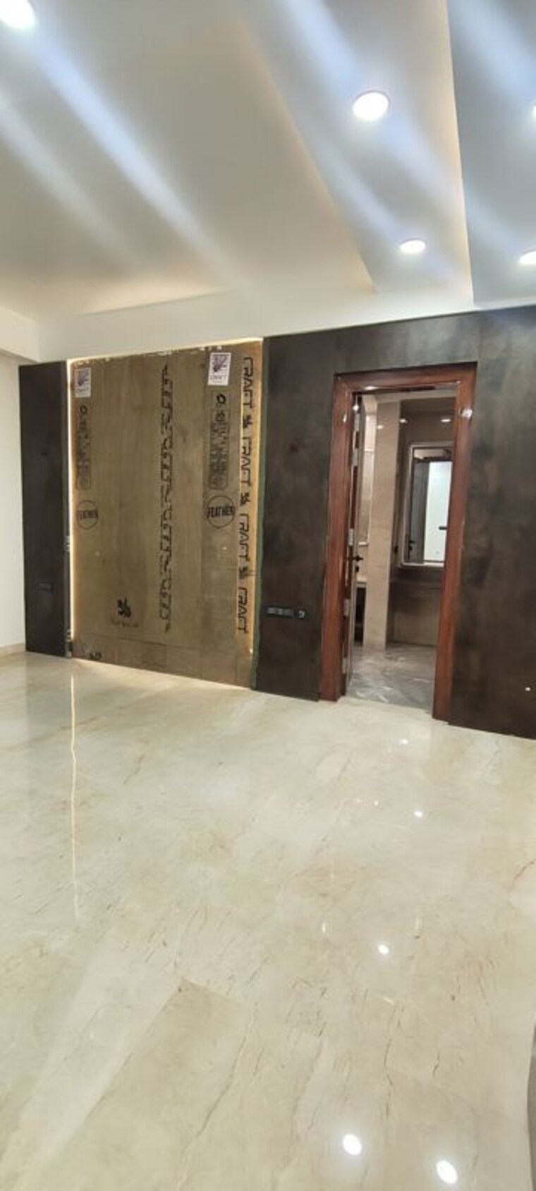 Room, emaar-mgf-emerald-hills 4 Bedroom 500 Sq.Yd. Builder Floor In Sector 65 Gurgaon 9868122