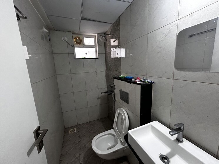 Bathroom, godrej-hillside-2 1 Bedroom 559 Sq.Ft. Apartment In Mahalunge Pune 9867607