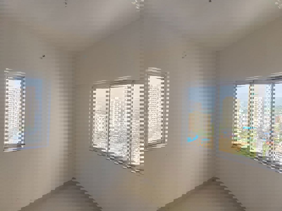 2 BHK 710 Sq.Ft. Apartment in Group Seven Rushi Heights