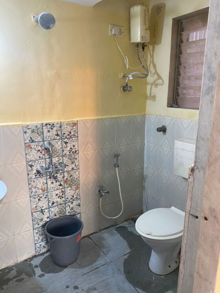 Bathroom, new-dindoshi-hill-view 1 Bedroom 480 Sq.Ft. Apartment In Goregaon East Mumbai 9853812