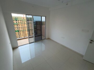 Room in 3 BHK Apartment at Godrej Boulevard, Manjari – for Rent