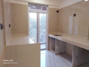 Room in 2 BHK Apartment at Hatdia Ison Height, Lower Parel – for Rent