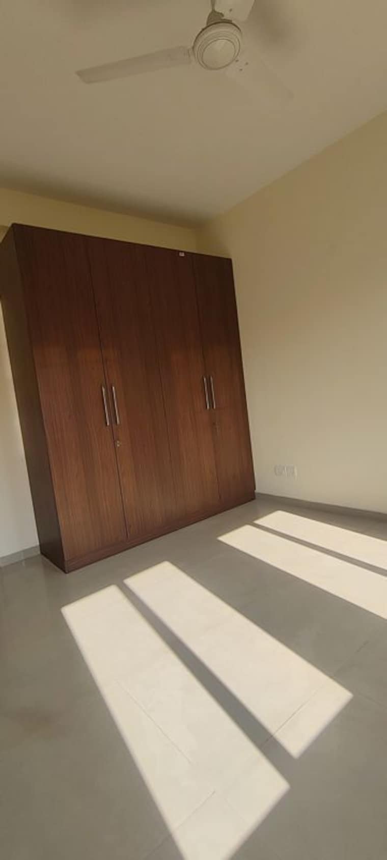 Room, emaar-mgf-emerald-hills 3.5 Bedroom 267 Sq.Yd. Builder Floor In Sector 65 Gurgaon 9868530