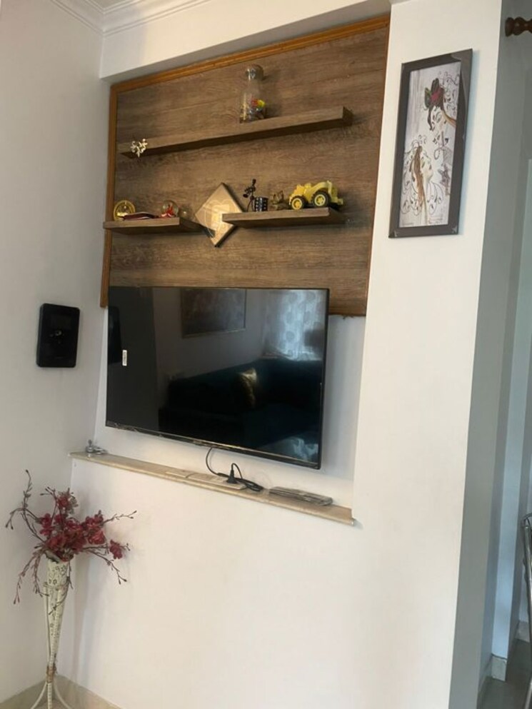 undefined, vasant kunj 3 Bedroom 1500 Sq.Ft. Builder Floor In Vasant Kunj Delhi 9868543