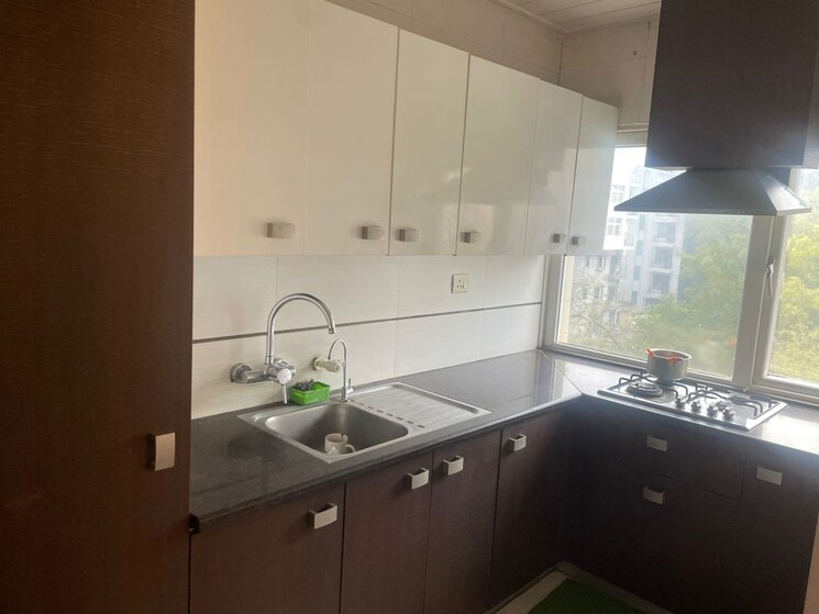 Kitchen, vasant kunj 3 Bedroom 1500 Sq.Ft. Builder Floor In Vasant Kunj Delhi 9868543