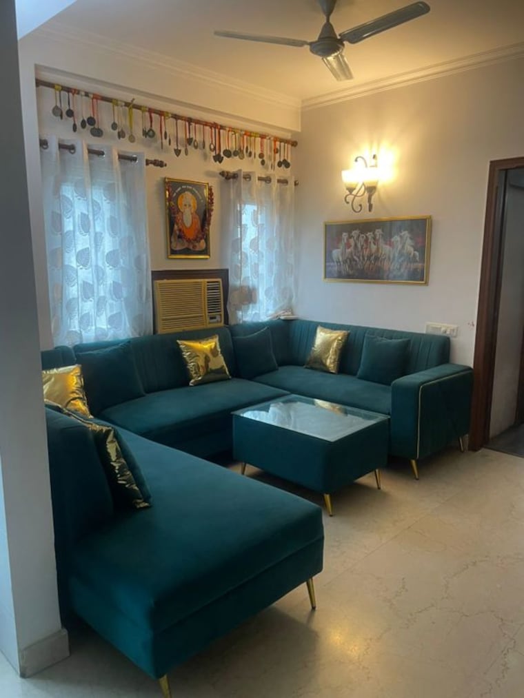 Living Room, vasant kunj 3 Bedroom 1500 Sq.Ft. Builder Floor In Vasant Kunj Delhi 9868543