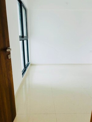 Room in 2 BHK Apartment at Majestique Signature Towers, Balewadi – for Rent