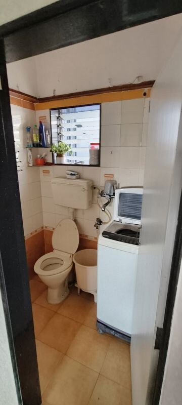 Bathroom in 1 BHK Apartment at Goregaon East – for Rent
