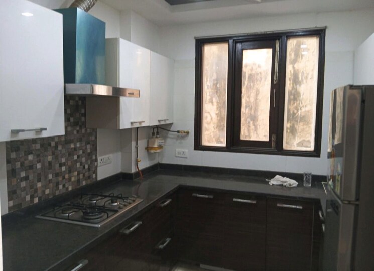 Kitchen, greater kailash i 3 Bedroom 200 Sq.Yd. Builder Floor In Greater Kailash I Delhi 9868593