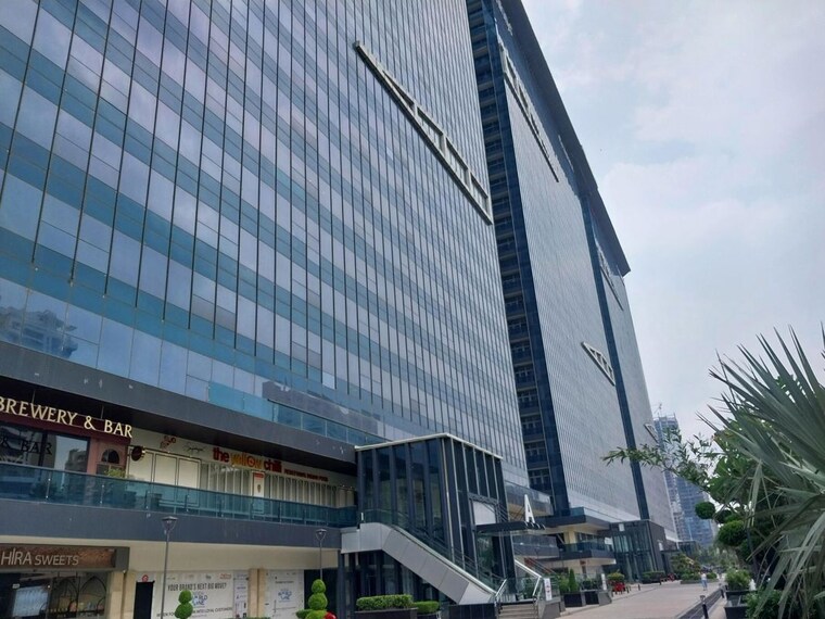 Exterior View, alphathum Commercial Office Space 200 Sq.Ft. In Sector 90 Noida 9851179