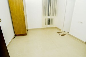 Bedroom in 3 BHK Apartment at Sare Crescent Parc, Sector 92 – for Sale