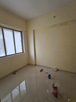 Room in 1 BHK Apartment at GBD Realty Siddhi Vinayak Grandeur, Prabhadevi – for Rent