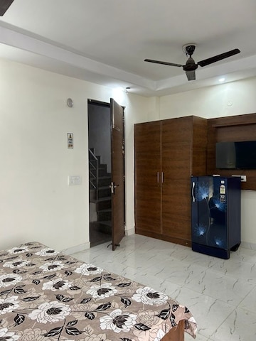 Living Room in 3 BHK Builder Floor at Ansal Sushant Apartments, Sushant Lok I – for Rent