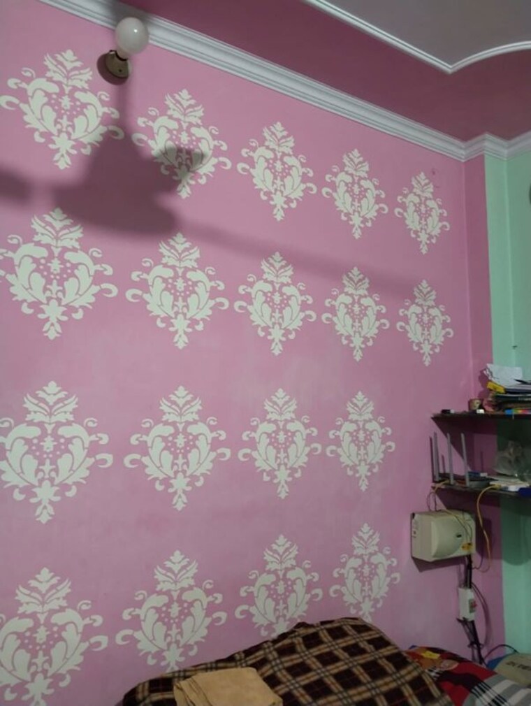 Room, shakarpur 1 Bedroom 40 Sq.Mt. Builder Floor In Shakarpur Delhi 9868649