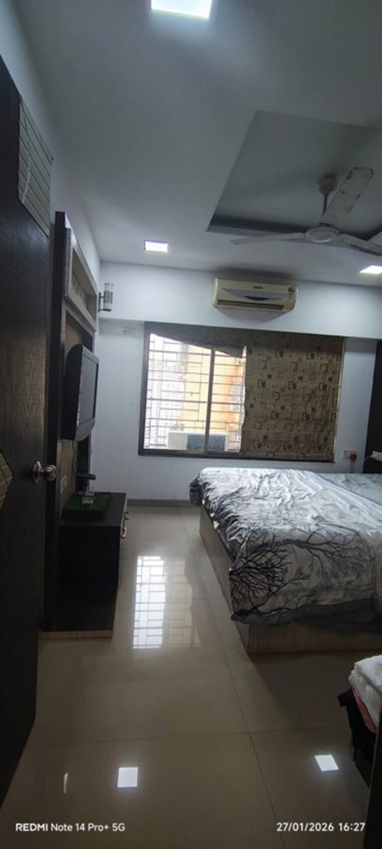 Bedroom, shiv-shivam-apartment Pg For Boys In Andheri West 9868779