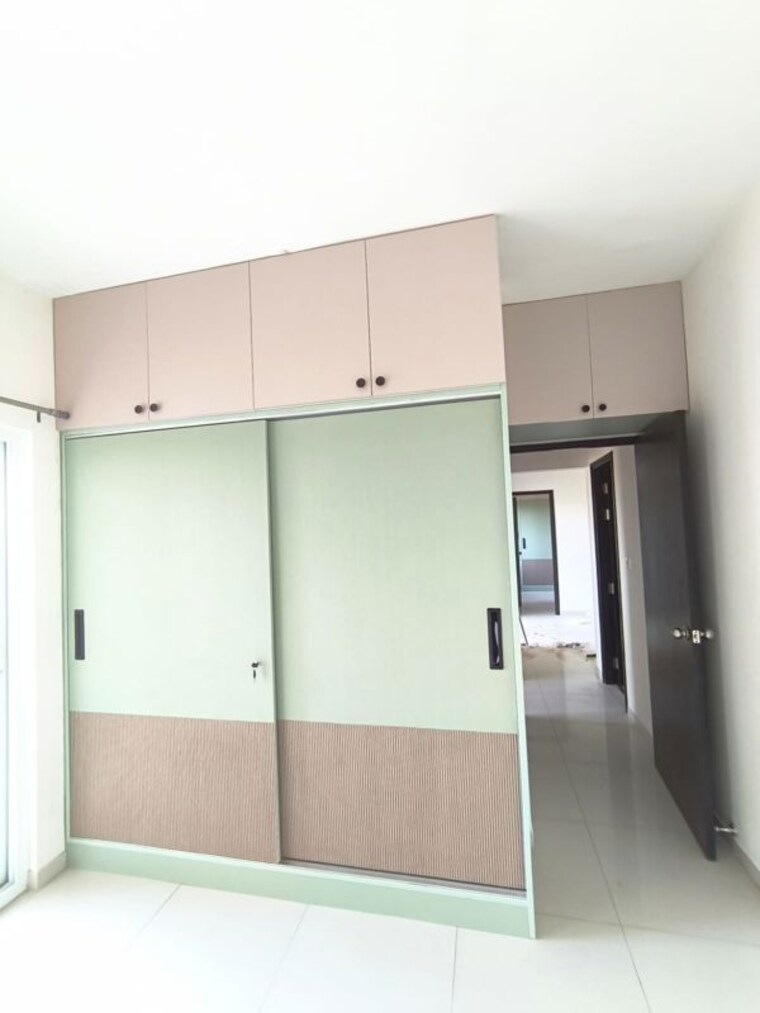 Room, provident-capella 2.5 Bedroom 1110 Sq.Ft. Apartment In Whitefield Bangalore 9847866