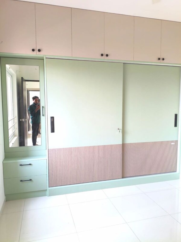 Room, provident-capella 2.5 Bedroom 1110 Sq.Ft. Apartment In Whitefield Bangalore 9847866