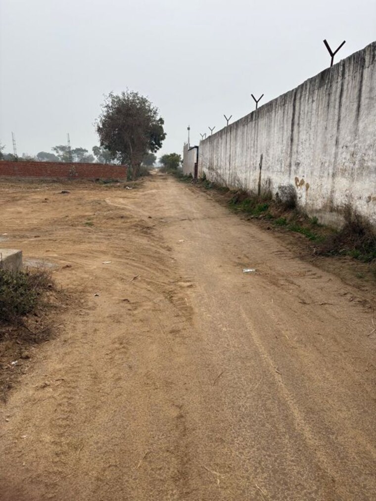 undefined, supertech-airport-vihar Commercial Land 900 Sq.Mt. In Sector 22d Yamuna Expressway Greater Noida 9869010