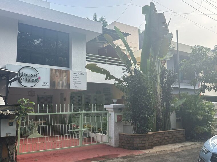 Exterior View, kalpataru-habitat Commercial Showroom 2500 Sq.Ft. In Koregaon Park Pune 9869029