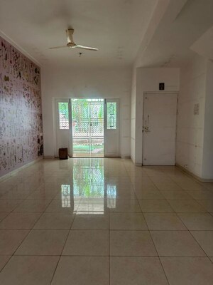 Building Lobby in  Showroom at Kalpataru Habitat, Koregaon Park – for Rent