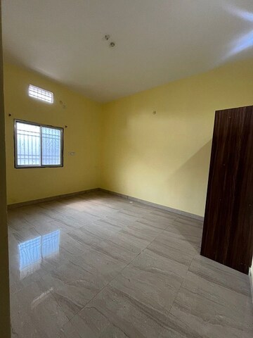 Room in 1 BHK Independent House at Gudhiyari – for Rent