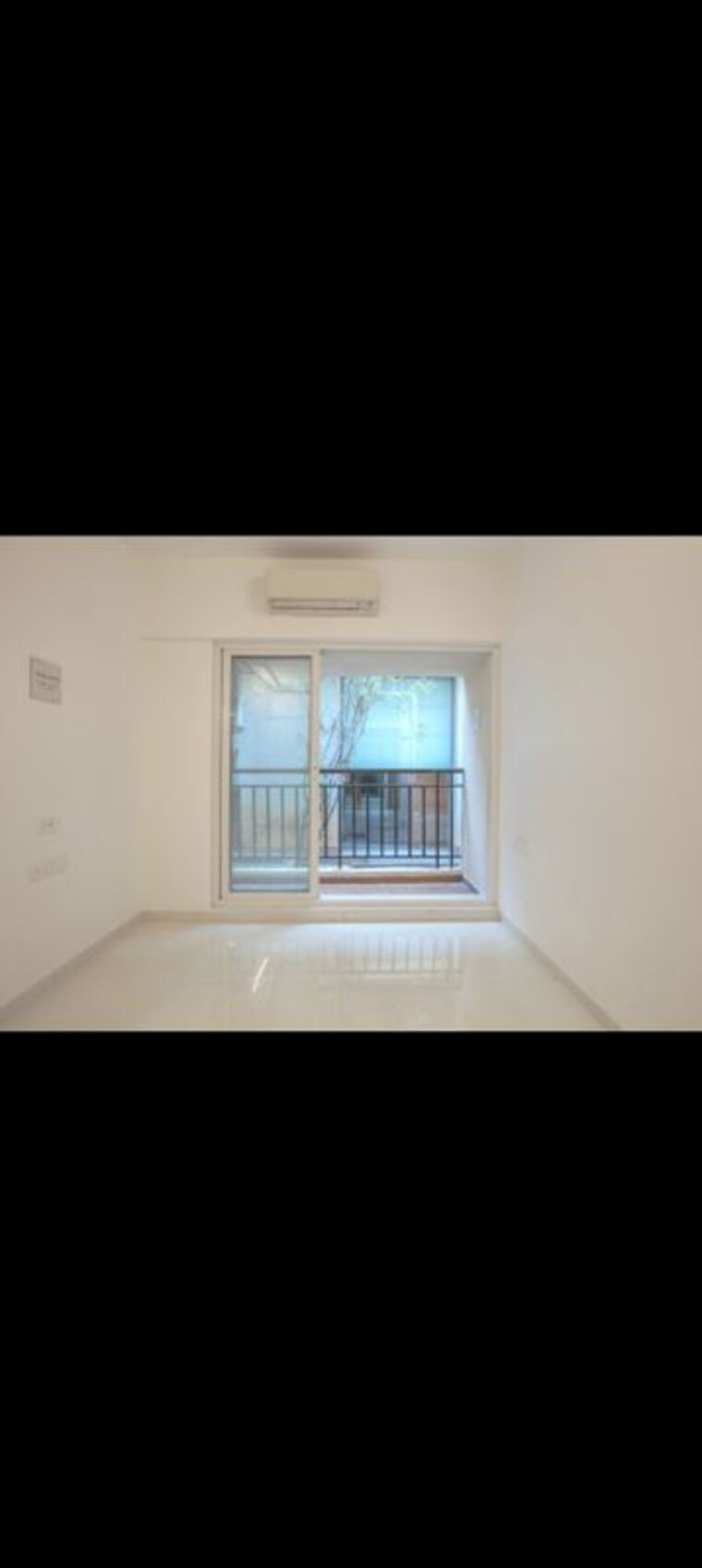 Room, dosti-west-county 1 Bedroom 322 Sq.Ft. Apartment In Balkum Pada Thane 9869143