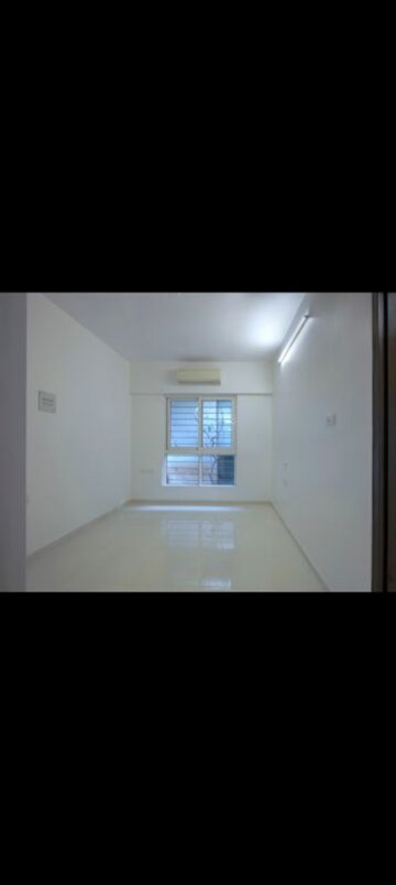 Room in 1 BHK Apartment at Dosti West County, Balkum Pada – for Sale