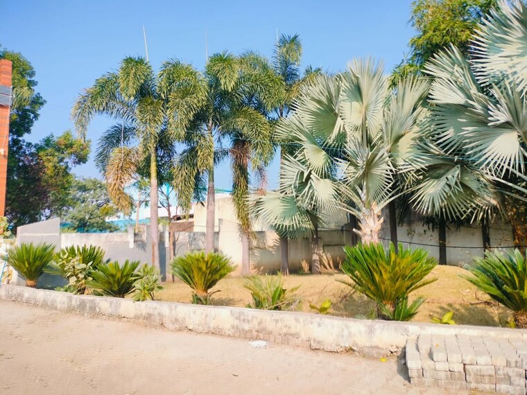 Garden, tdi city  145 Sq.Yd. Plot In Tdi City Panipat 9869240