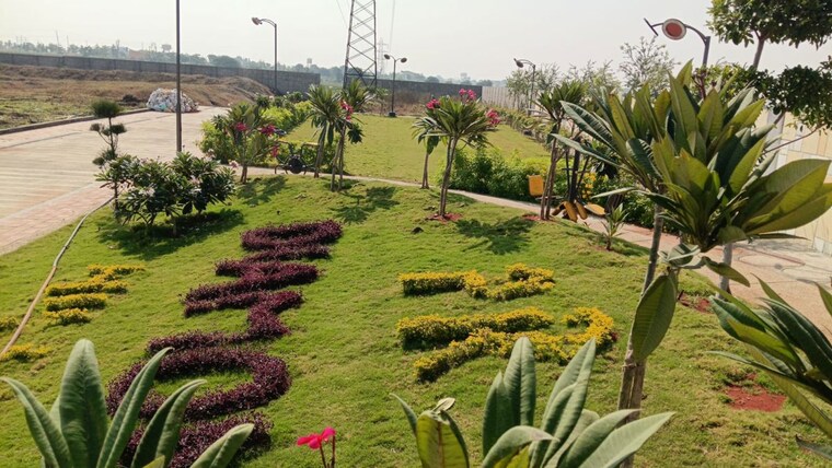 Garden, tdi city  137 Sq.Yd. Plot In Tdi City Panipat 9869260