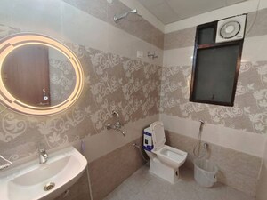 Bathroom in 1 BHK Builder Floor at Saket – for Rent
