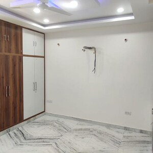 Room in 2 BHK Independent House at Sector 105 – for Rent