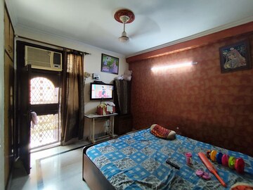 Bedroom in 2 BHK Builder Floor at Sangam Vihar – for Sale