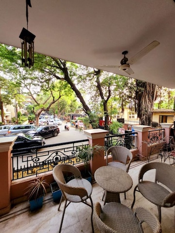 Gym in 4 BHK Apartment at Saket – for Rent