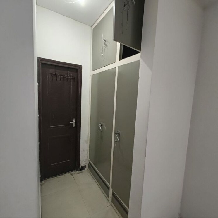 Room, cghs-group-hewo-apartments 3 Bedroom 2150 Sq.Ft. Apartment In Rail Vihar Gurgaon 9870035